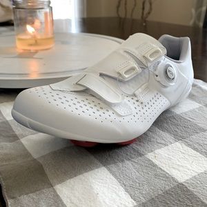 Brand new original box. Shoes for cycling never worn.